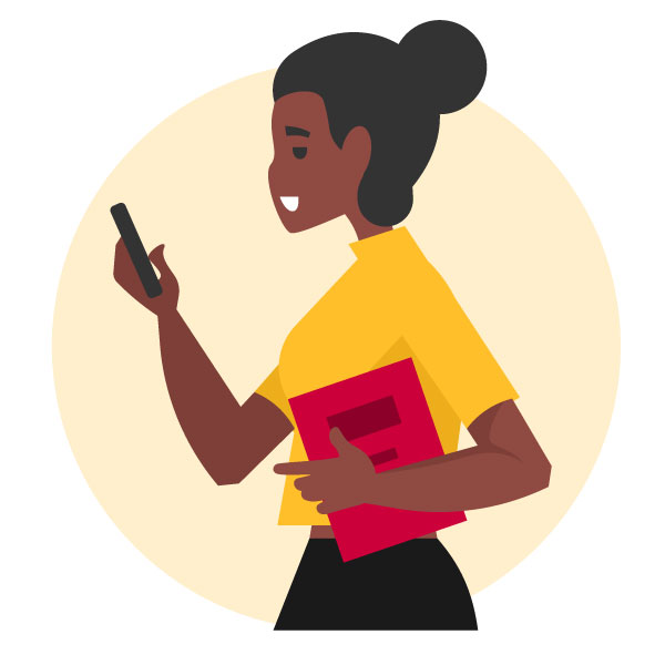 Estudiante negra con un teléfono inteligente